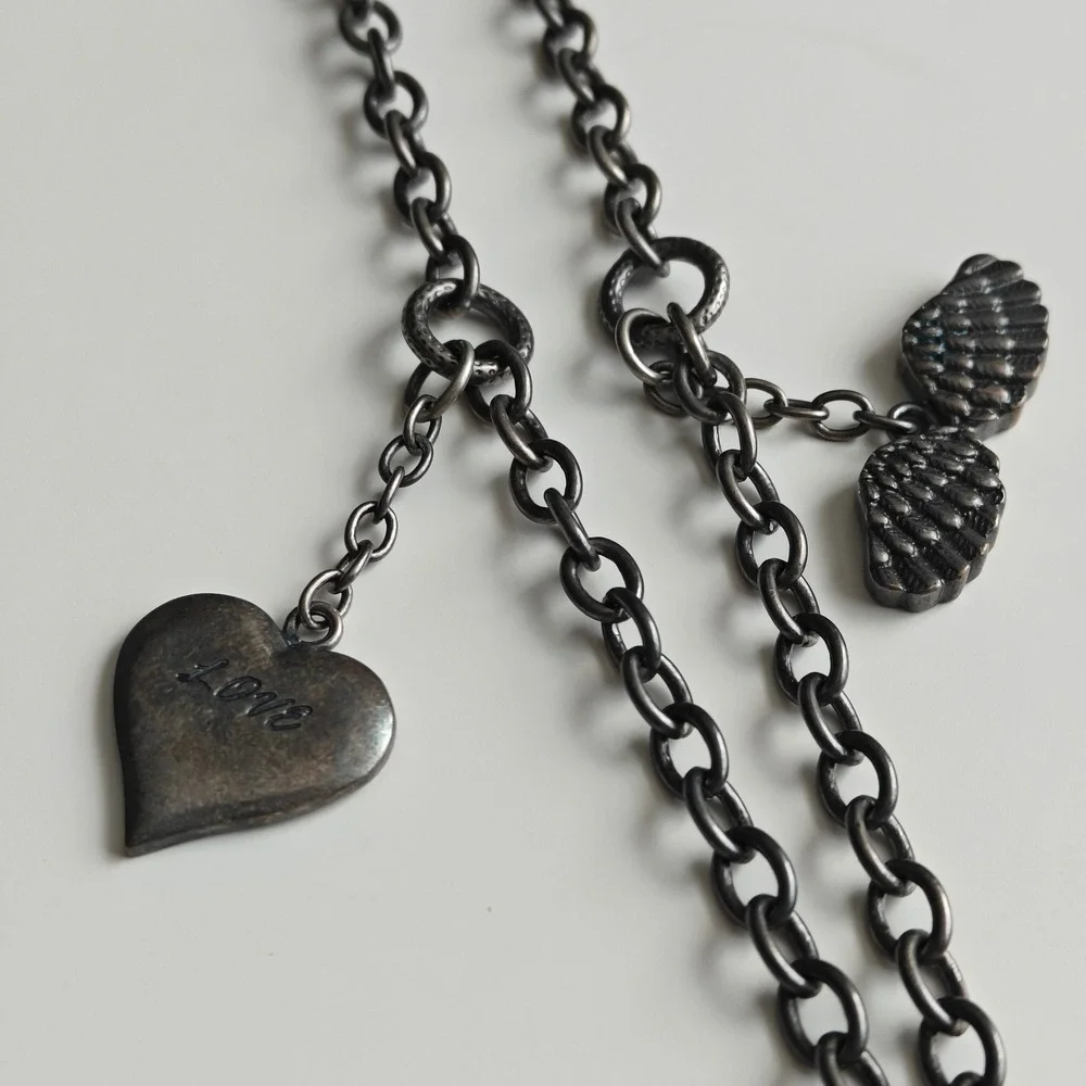 Jennifer Lopez Gunmetal Heart Watch‎ Pendant Necklace Long Angel Wings Y2K Goth